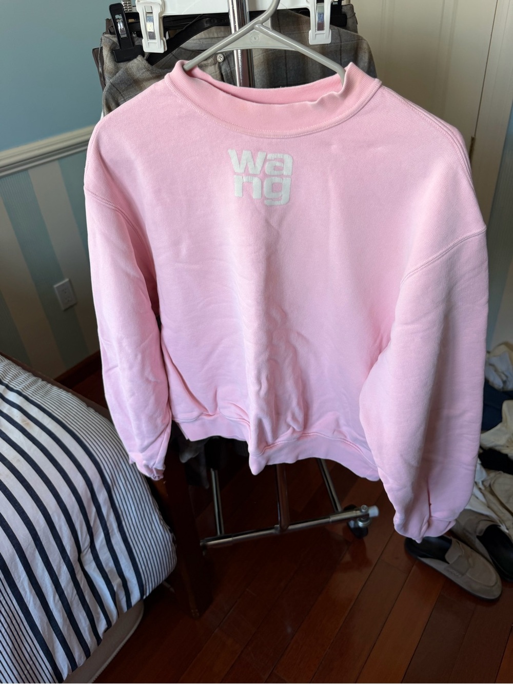 Wrangler Pastel Pink Crewneck Sweatshirt - Women's